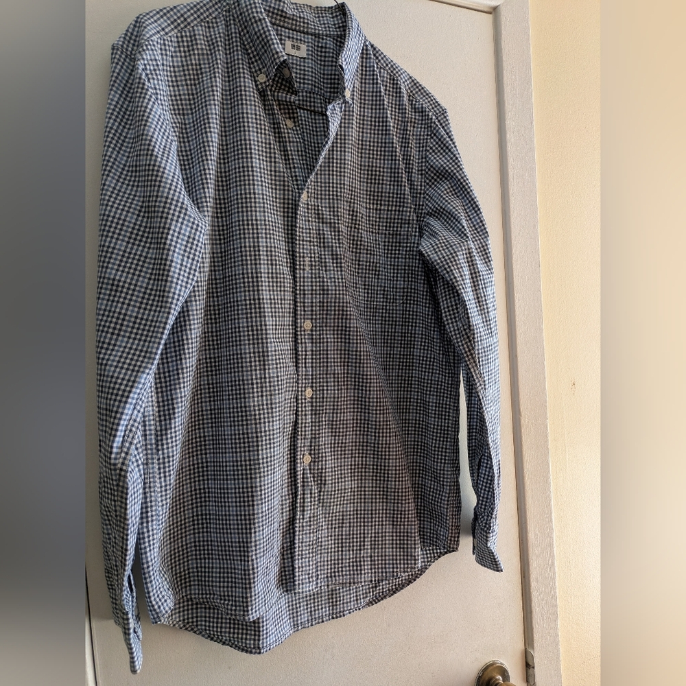 UNIQLO Mens Gingham/Check Blue And White Shirt. US S